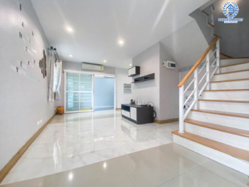 *****ทาวน์เฮ้าส์มือสองย่านนนทบุรี ม.พฤกษาทาวน์เน็กซ์ ติวานนท์-พระราม5 หลังมุม! เนื้อที่มากถึงเกือบ 23 ตร.ว. ตกแต่งใหม่ ฟังก์ชัน 3 ห้องนอน 2 ห้องน้ำ 1 ที่จอดรถ ตัวบ้านติดสวน อากาศถ่ายเทดี บนทำเลติดถ.นครอินทร์ ใกล้รถไฟฟ้าสายสีม่วง "สถานีตลาดบางใหญ่" และทางด่วน